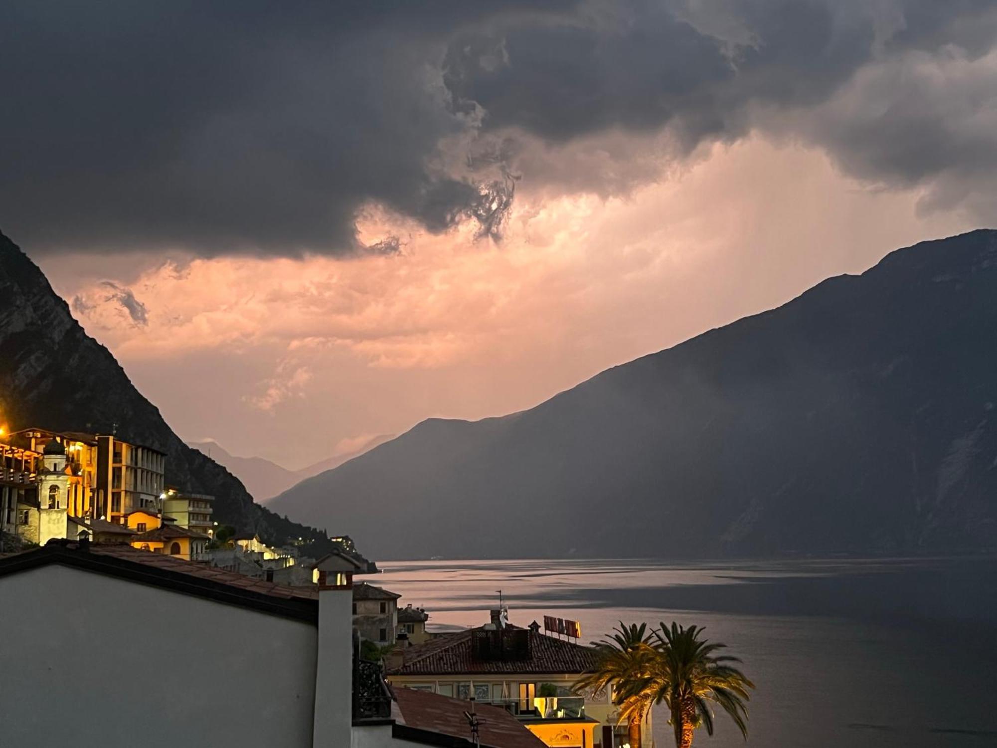 Villa Castello Only Room Limone sul Garda Exteriér fotografie